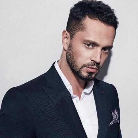 مورات بوز Anla Artik