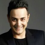 دانلود آهنگ ناصر زینعلی به نام من از تموم دنیا تورو طلب دارم دانلود آهنگ ناصر زینعلی به نام من از تموم دنیا تورو طلب دارم