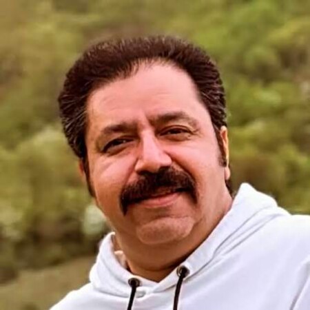 دانلود آهنگ کلمست آلوده - ﺗﻮ ﺻﻔﺎ و دﻟﺒﺮی ﺳﺎﻗﻴﻪ ﻣﺎ زﺑﻮن زده