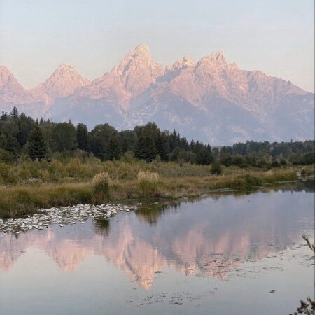 دانلود اهنگ زیر و سبکم اونقدر که باد منو پرتاب میکنه