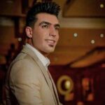 آهنگ فرشید حکمتی وی قربون دارت برم کوتی میونه