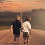 آهنگ تو موندی رفیق وقتی دنیام پشت منو خالی