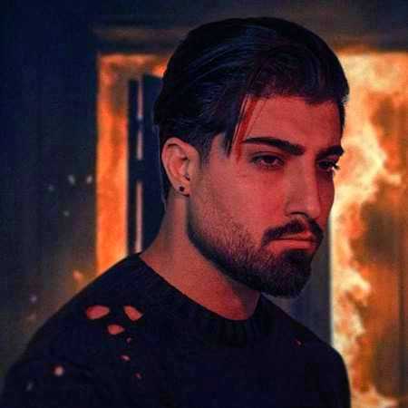 امیر لیام آﻣﺪ ﻋﺎﺷﻘﻢ ﻛﺮد ﺑﻌﺪ ﭘﻴﭽﻴﺪ رﻓﺖ
