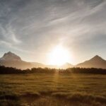 آهنگ کی میزنه عین ما لیریک زنگ بزن عین